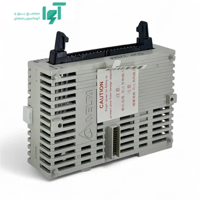 پشت و کنار ماژول DVP32SM11N شامل شیارهای تهویه و قطعه نصب ریل